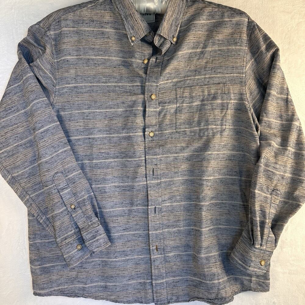 Men’s ROWM Size Large Button Down shirt cotton Poly Blend